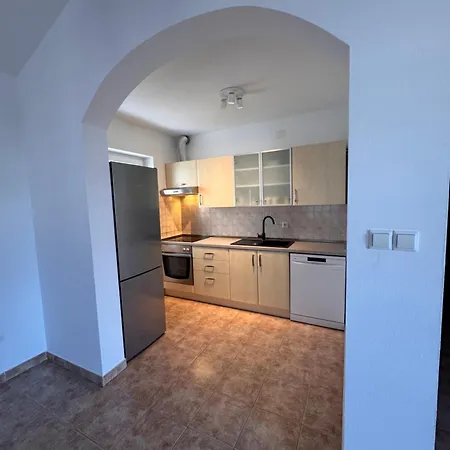 شقة Matlovac Ždrelac